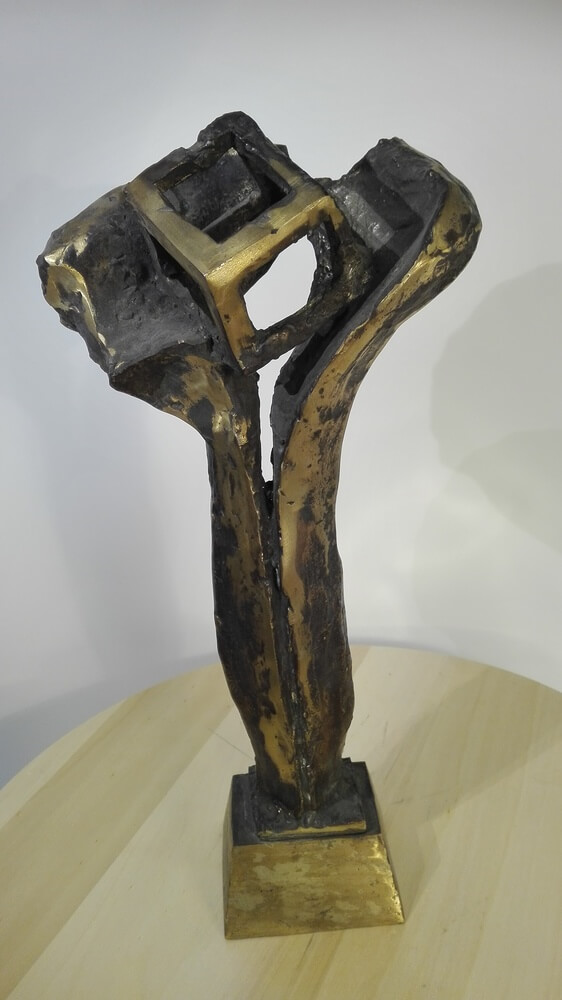 Oryginalna statuetka z brązu `Człowiek sukcesu`, Statuetki i małe rzeźby, Remigiusz Dulko